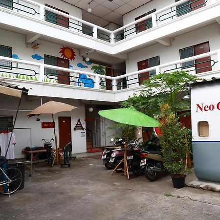 Neo Court Hotel Chiang Mai Buitenkant foto