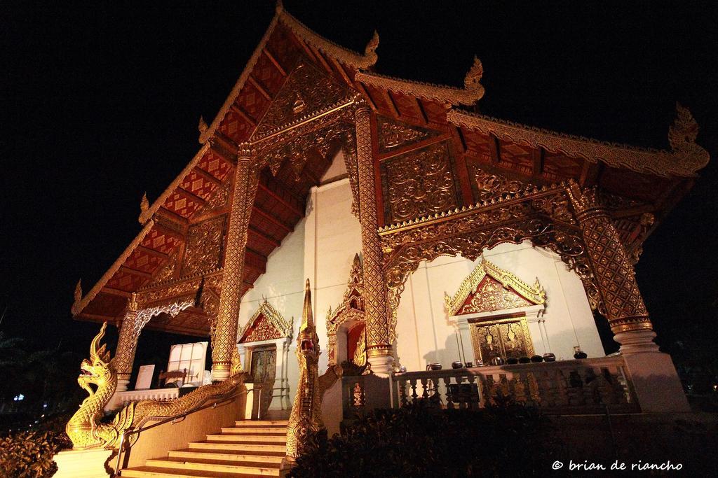 Neo Court Hotel Chiang Mai Buitenkant foto