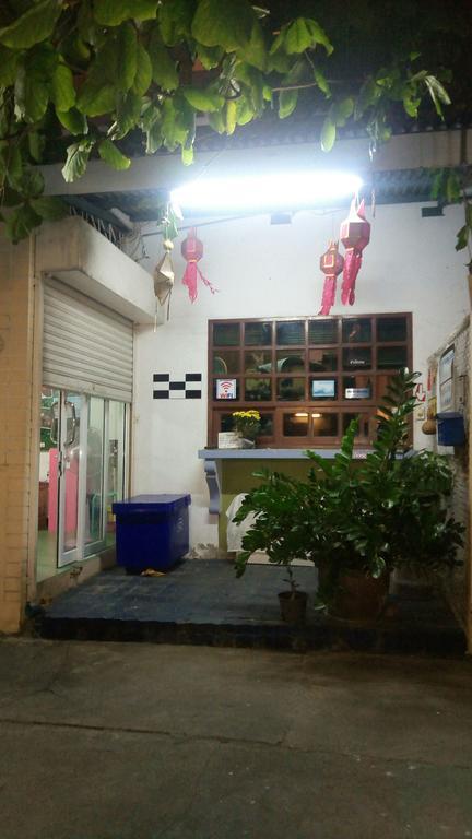 Neo Court Hotel Chiang Mai Buitenkant foto
